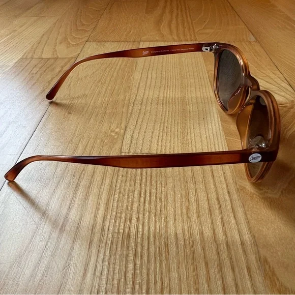 Sunski Yuba tortoise polarized sunglasses - Picture 8 of 10